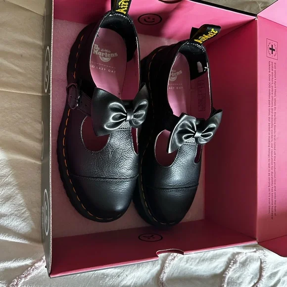 Martens Shoes Dr Martens X Lazy Oaf Happy Sad Bethan Lo